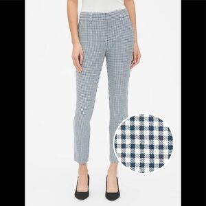 NWT Gap Skinny Ankle Pants w/ smoothing pockets